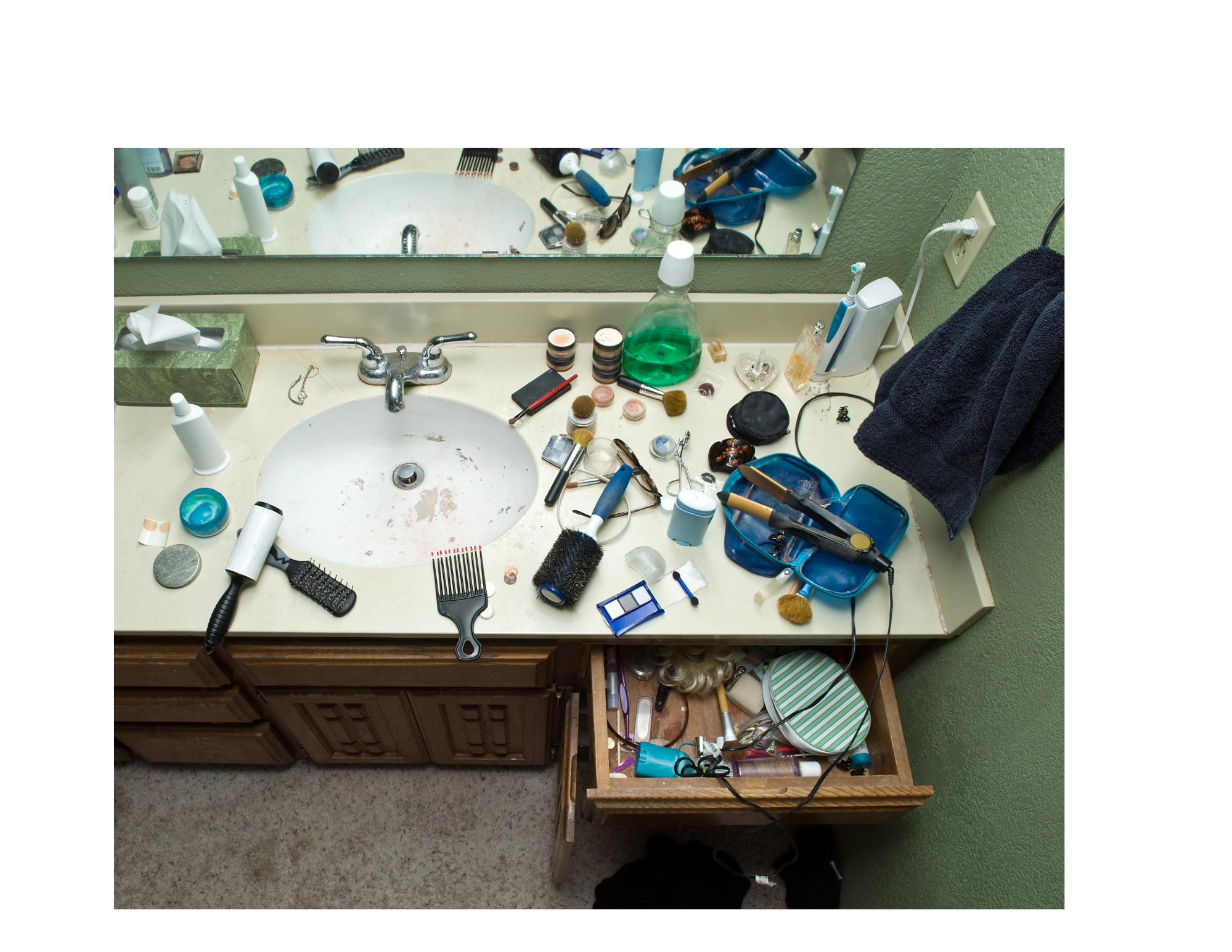 Messy bathroom